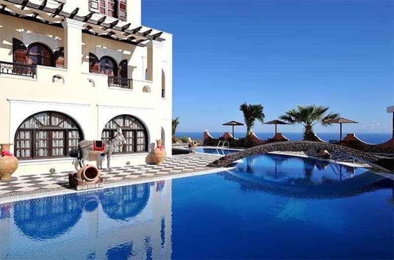 B Suites ثيرا المظهر الخارجي الصورة