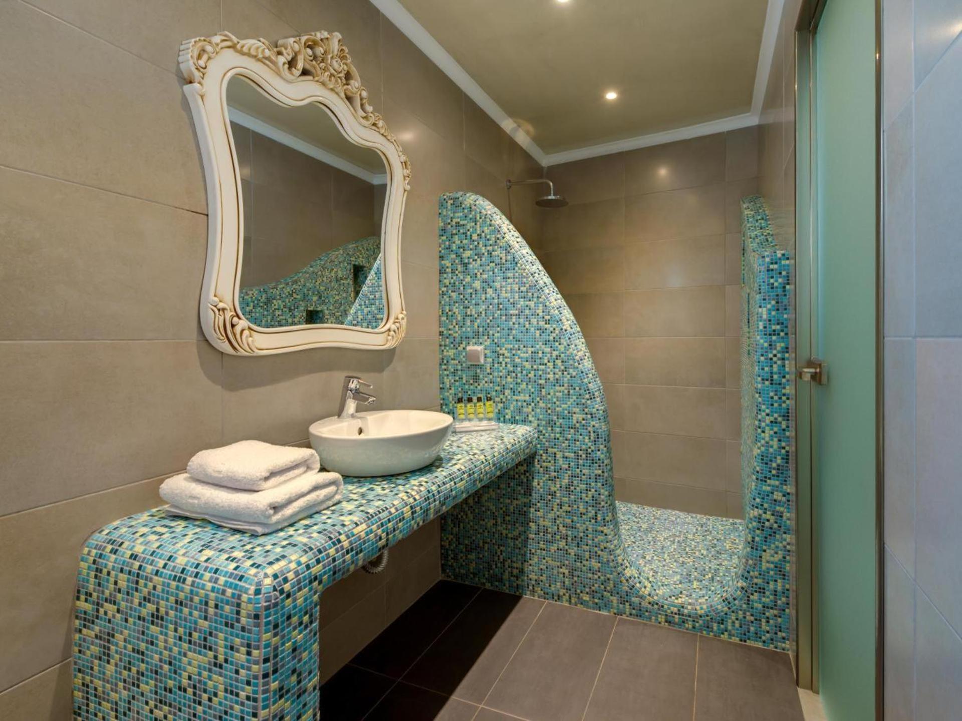 B Suites ثيرا المظهر الخارجي الصورة
