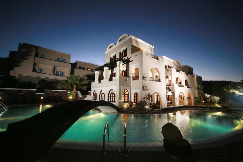 B Suites ثيرا المظهر الخارجي الصورة